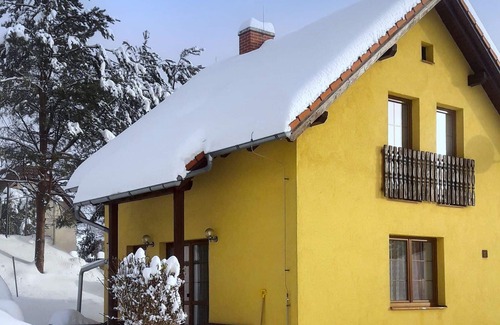Zasada House | Wonderful private villa for 5 guests with WIFI, pool, TV and terrace