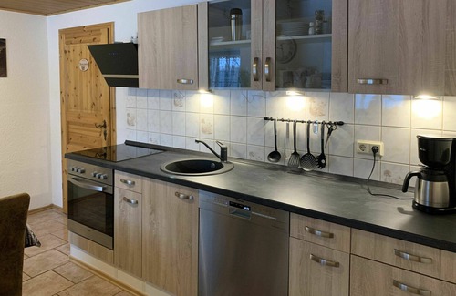 Grossschoenau House | Wonderful private villa for 5 guests with hot tub, WIFI, TV, terrace and pets allowed