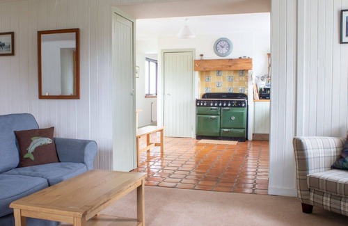 Greshornish House | Wonderful private villa for 6 guests with WIFI, TV, terrace, pets allowed and panoramic view