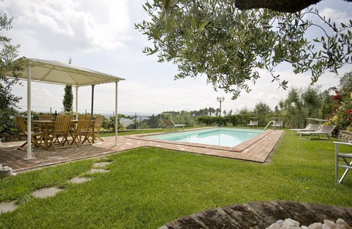 Cascine-La Croce Villa | Wonderful private villa with WIFI, A/C, private pool, TV, terrace and panoramic view, close to L.