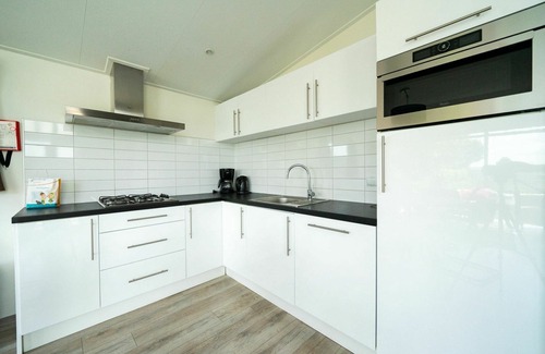 Municipality of Waalwijk House | Wonderful private villa for 4 people with WIFI, pool, TV and terrace