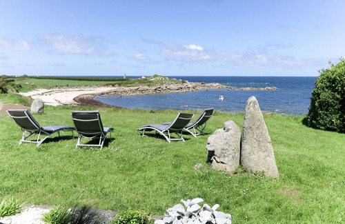 Berven House | Wonderful private villa for 4 guests with WIFI, TV, terrace and pets allowed