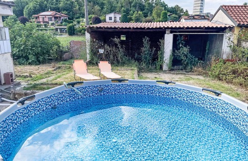 Quattordio House | Wonderful private villa for 2 people with WIFI, private pool, patio and pets allowed