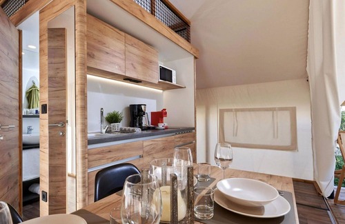 IJhorst House | Wonderful private villa for 4 people with A/C, pool, WIFI, TV and terrace