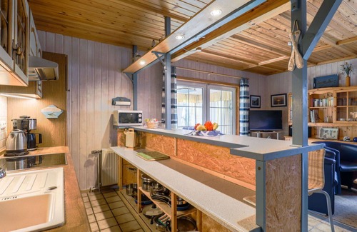 Norderteil House | Wonderful private villa for 5 people with TV, patio and pets allowed