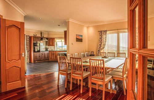 Aisgernis House | Wonderful private villa for 17 people with WIFI, hot tub, TV, patio and panoramic view