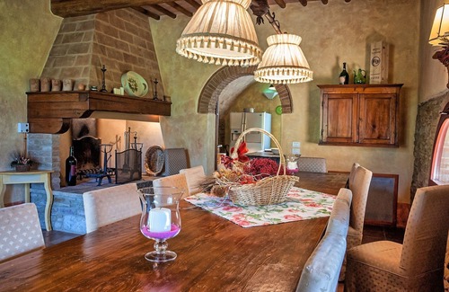 Barberino Val d'Elsa Villa | Wonderful private villa with WIFI, hot tub, private pool, A/C, TV, patio, close to San Gimignano