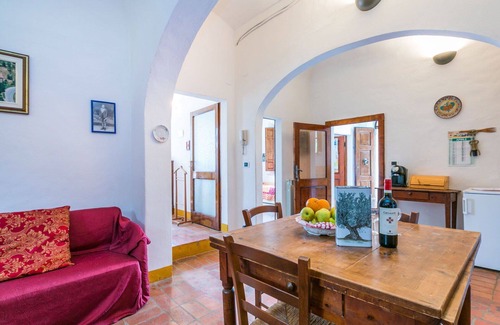 Sinalunga Villa | Wonderful private villa for 11 people with WIFI, TV, balcony and pets allowed