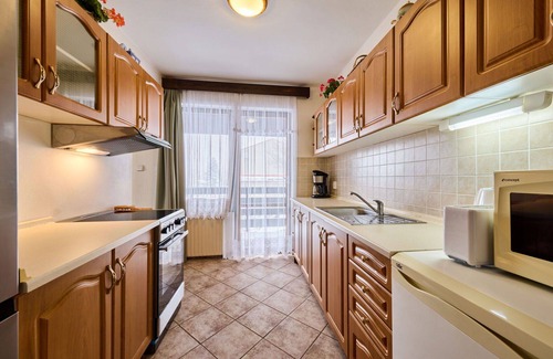 Svoboda nad Upou Villa | Wonderful private villa for 15 people with WIFI, TV, patio and pets allowed