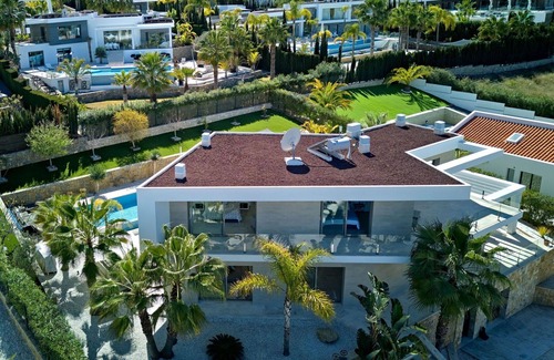 Benitachell Villa | Wonderful private villa for 8 guests with private pool, hot tub, WIFI, A/C, TV and patio