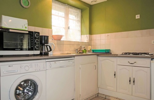 Matignon House | Wonderful private villa for 4 people with TV and pets allowed