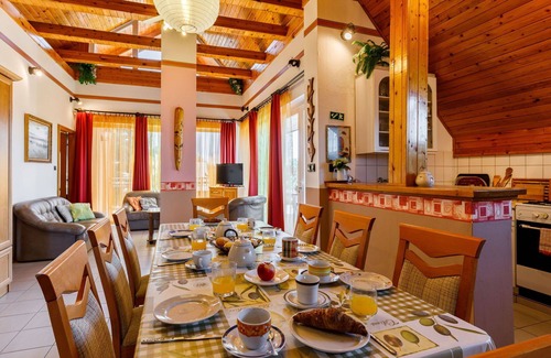 Balatonlelle House | Wonderful private villa for 15 guests with A/C, private pool, WIFI, TV, terrace and pets allowed