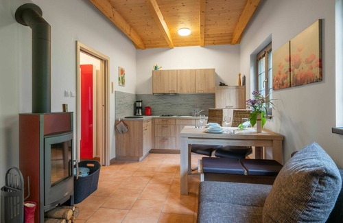 Becov nad Teplou House | Wonderful private villa for 4 people with WIFI, TV and patio