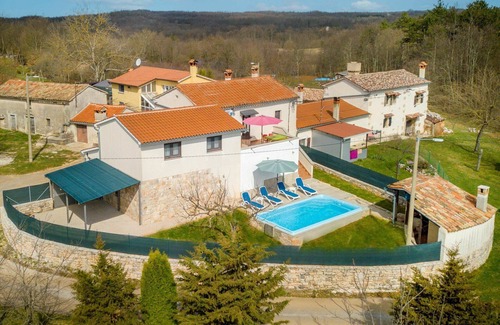 Gracisce House | Wonderful private villa for 6 people with A/C, WIFI, private pool, TV and terrace