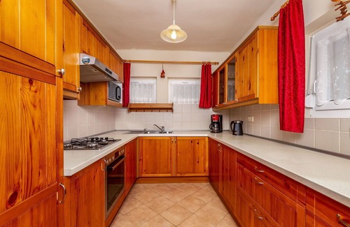 Fonyod House | Wonderful private villa with private pool, WIFI, TV, terrace, pets allowed and panoramic view