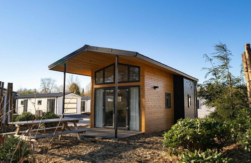 Biddinghuizen House | Wonderful private villa for 4 people with WIFI, pool, TV and terrace