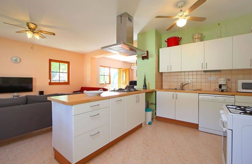 Balatonudvari House | Wonderful villa for 8 people with WIFI, A/C and TV