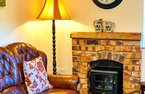 Coalbrookdale House | Wonderful villa for 2 guests with WIFI