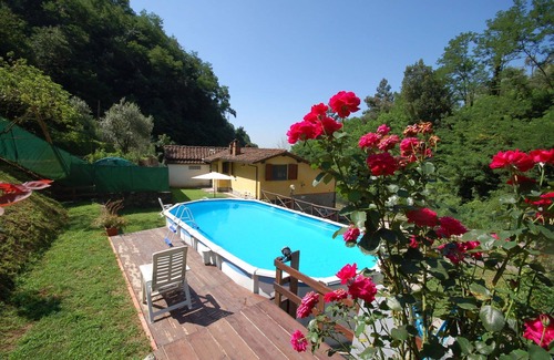 Massa e Cozzile Villa | Wonderful villa for 6 people with private pool, internet, TV, patio and pets allowed