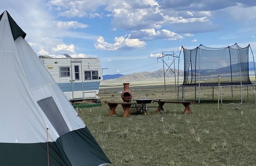 Hartsel RV Rental | WonderLust Trailer & Campsite, Heart of Colorado