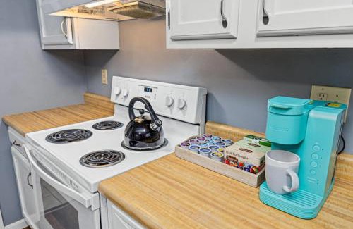 Sunnyland House | WOOD INN 2 Comfy 2BD close to DT Peoria