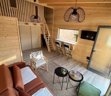 Aldeia House | Wood11 - Charming TinyHouse in a Lovely Garden