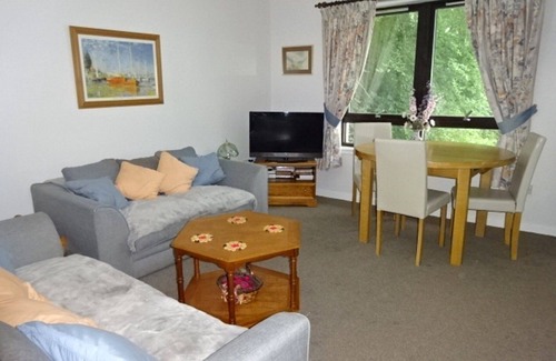 Aviemore Apartment | Woodland location next to the Aviemore Centre