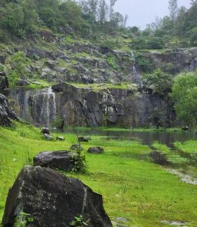 Timbholi House | Woods Creek