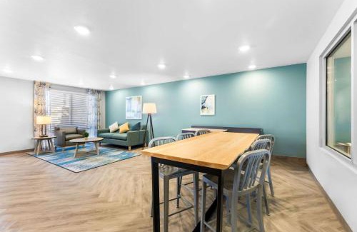Bluffdale Hotel | WoodSpring Suites Bluffdale Salt Lake City