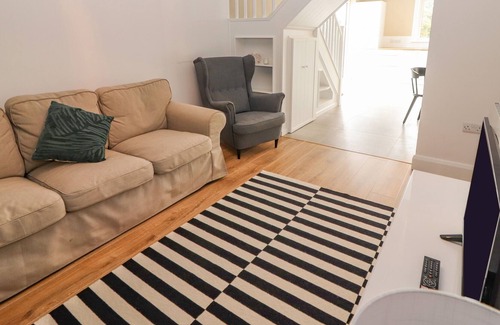Cooraclare Cottage | WOODVIEW APARTMENT, family friendly in Cooraclare, County Clare