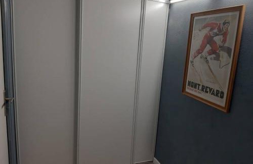 Milly-la-Foret House | Wool INN Le 32