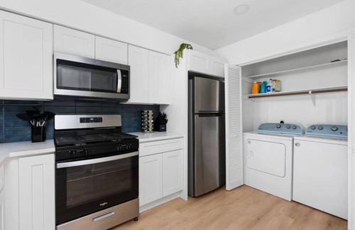 South Lamar Apartment | Work & Play Condo - Downtown Austin - SOCO