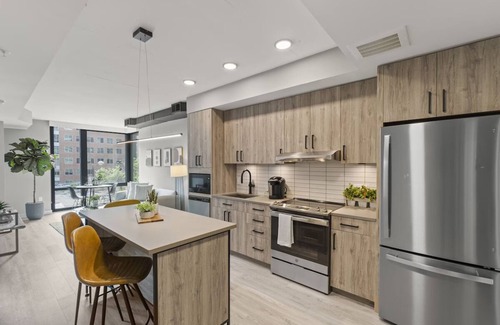 Navy Yard Hotel | Work & Stay in Navy Yard | Rooftop Lounge | Long-Term Living Options