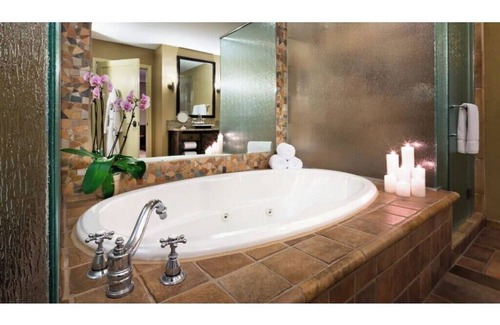 West San Antonio Resort | World of Hyatt 2 BR Resort