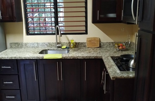 Barbican Apartment | WOW! Fast WiFi-Pool-Clean-Safe and Secure Parking