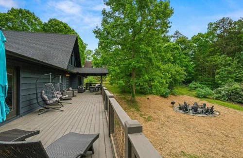 Wears Valley House | WOW! New Lodge Golf Simulator Sleeps20 Great Loc