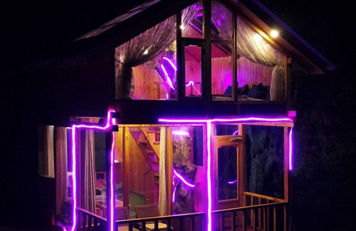 Banjar Cottage | WOW Treehouse & Cottages