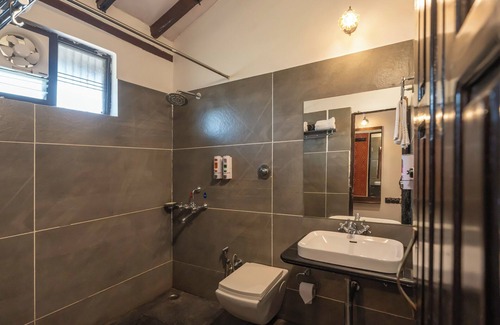 Piparia Resort | WOWSTAYZ2 PACHMARHI ECOTEL RESORT