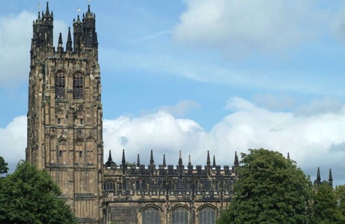 Wrexham Apartment | Wrexham Central Stay Apartment Seven