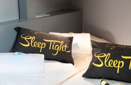 Wrexham Apartment | Wrexham Central Stay Apartment Six