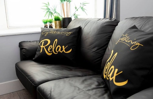 Wrexham Apartment | Wrexham Central Stay Apartment Seven