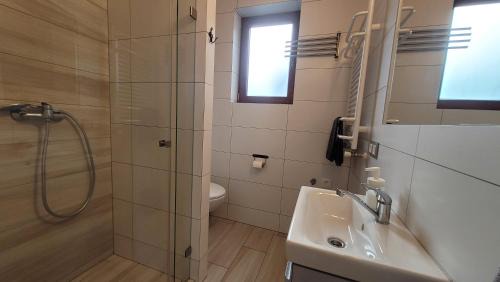 Checiny Cabin | Wrzosowe Wzgórze