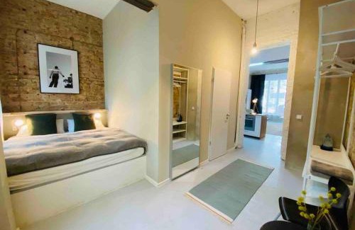 Friedrichshain-Kreuzberg Apartment | Wunderschöne Ladenwohnung in Kreuzberg