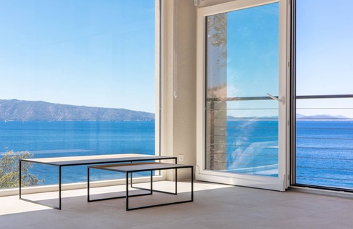 Nerezise Villa | Wunderschöne Moderne Villa mit Pool -3min vom Strand - Meerblick - Ruhige Lage