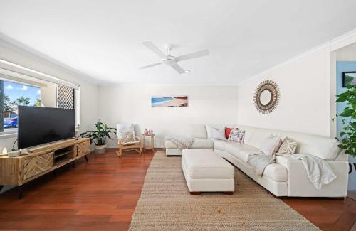 Wurtulla House | Wurtulla Happy Hideway - Pool & Pet Friendly