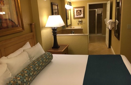 Florida Central Atlantic Coast Resort | Wyndham Bonnet Creek - 1 Bedroom w/Full Kitchen - Disney with Lazy River!