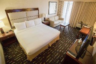 Des Plaines Hotel | Wyndham Chicago O'Hare