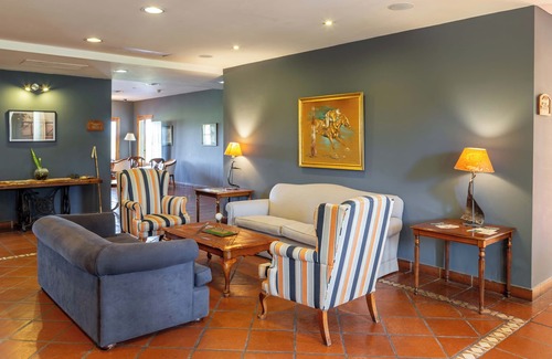 Lujan Hotel | Wyndham Garden Luján