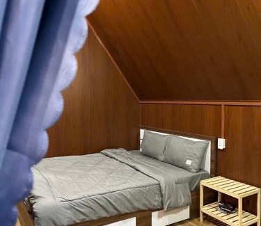 Ninh Hai Hotel | Xóm Homestay