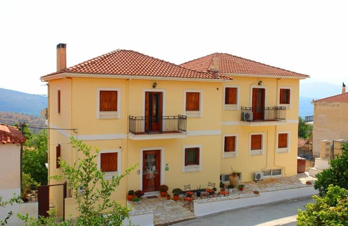 Delfoi House | Xenonas Chrisso